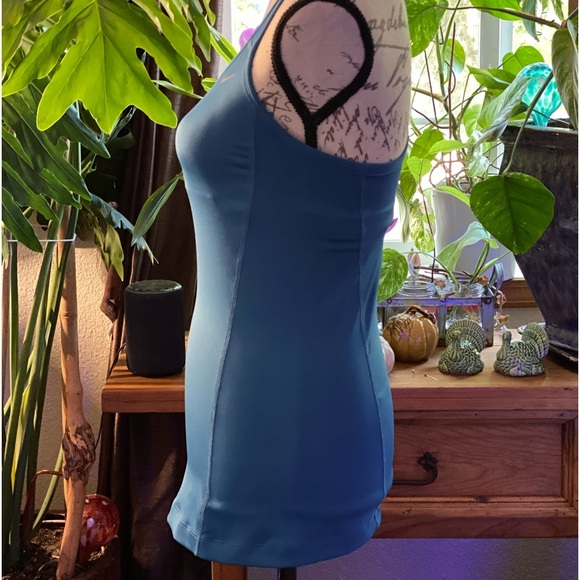 Nike Dri-Fit Tank - Picture 2 of 9